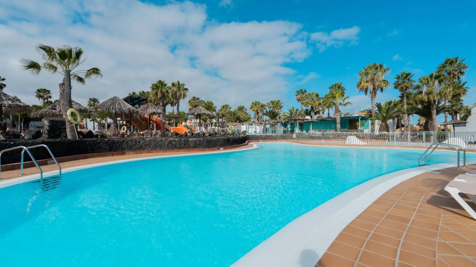 Oasis Corralejo Fuerteventura Apartment